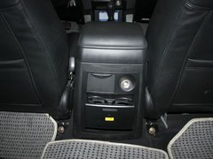 2011款 2.4 手动 四驱超豪华型 5座