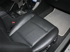 2011款 2.4 手动 四驱超豪华型 5座