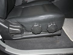 2011款 2.4 手动 四驱超豪华型 5座
