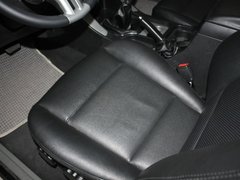 2011款 2.4 手动 四驱超豪华型 5座