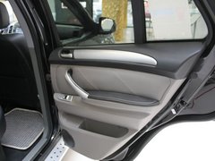 2011款 2.4 手动 四驱超豪华型 5座