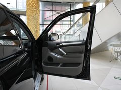 2011款 2.4 手动 四驱超豪华型 5座