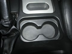 2011款 2.4 手动 四驱超豪华型 5座