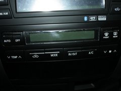 2011款 2.4 手动 四驱超豪华型 5座
