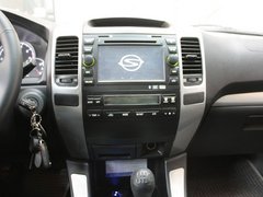 2011款 2.4 手动 四驱超豪华型 5座
