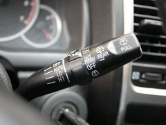 2011款 2.4 手动 四驱超豪华型 5座