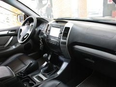 2011款 2.4 手动 四驱超豪华型 5座