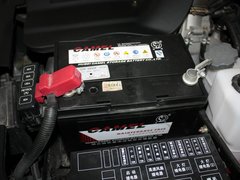 2011款 2.4 手动 四驱超豪华型 5座