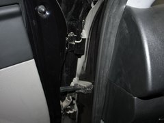 2011款 2.4 手动 四驱超豪华型 5座