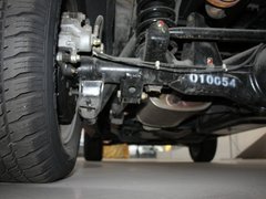 2011款 2.4 手动 四驱超豪华型 5座