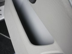 2011款 2.4 自动 四驱超豪华型 5座