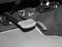 2011款 2.4 自动 四驱超豪华型 5座