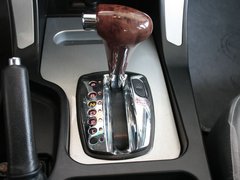 2011款 2.4 自动 四驱超豪华型 5座