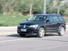 2011款 2.7L 自动 豪华导航版 7座