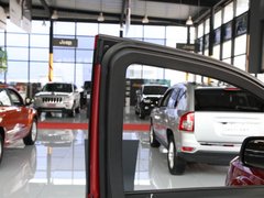 2011款 2.7L 自动 豪华导航版 7座