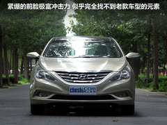 北京现代  第八代索纳塔 2.4 TOP AT