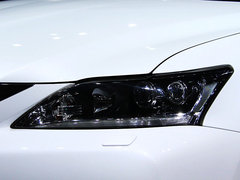 2012款 200h 1.8L CVT 精英版