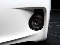 2012款 200h 1.8L CVT 精英版