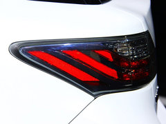 2012款 200h 1.8L CVT 精英版