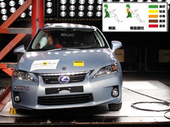 2012款 200h 1.8L CVT 精英版
