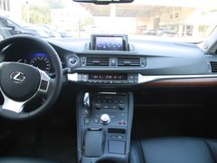 2012款 200h 1.8L CVT 精英版