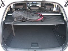 2012款 200h 1.8L CVT 精英版
