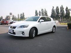 2012款 200h 1.8L CVT 精英版