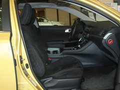 2012款 200h 1.8L CVT 精英版