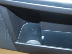 2012款 200h 1.8L CVT 精英版