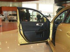 2012款 200h 1.8L CVT 精英版
