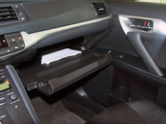 2012款 200h 1.8L CVT 精英版
