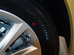 2012款 200h 1.8L CVT 精英版
