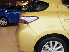 2012款 200h 1.8L CVT 精英版