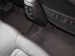 2011款 2.0L 自动 TOP