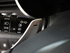 2011款 2.0L 自动 Premium