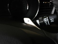 2011款 2.0L 自动 Premium