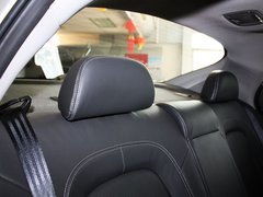 2011款 2.0L 自动 Premium