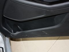 2011款 2.0L 自动 Premium