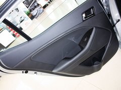 2011款 2.0L 自动 Premium