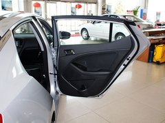 2011款 2.0L 自动 Premium