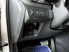2011款 2.0L 自动 Premium