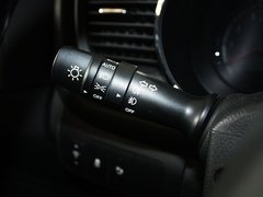 2011款 2.0L 自动 Premium