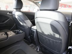 2011款 2.0L 自动 Premium
