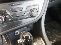 2011款 2.0L 自动 Premium