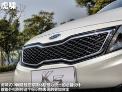 2011款 2.0L 自動 Premium
