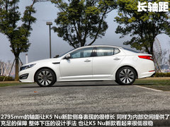 2011款 2.0L 自動 Premium