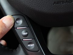 2011款 2.4L 自动 Premium