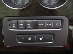 2011款 2.4L 自动 Premium