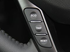 2011款 2.4L 自动 Premium