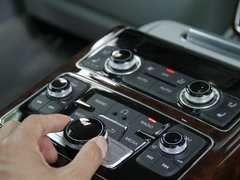 2011款 3.0TFSI Low quattro 豪华型